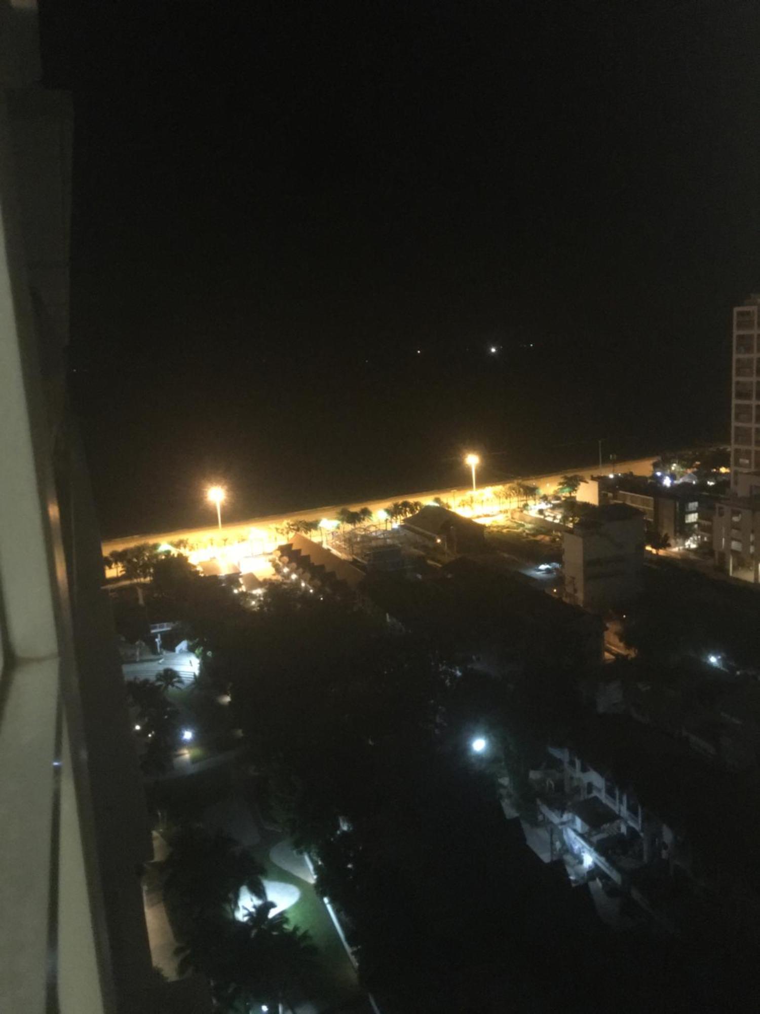 Studio Room Seaview Jomtien Екстериор снимка